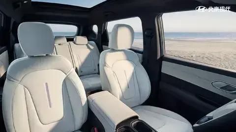 启运操盘 北京现代ELEXIO内饰官图 将于三季度上市